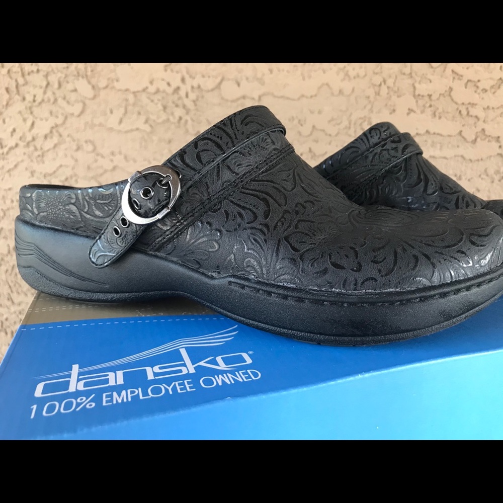 Dansko Embossed Women’s Clogs